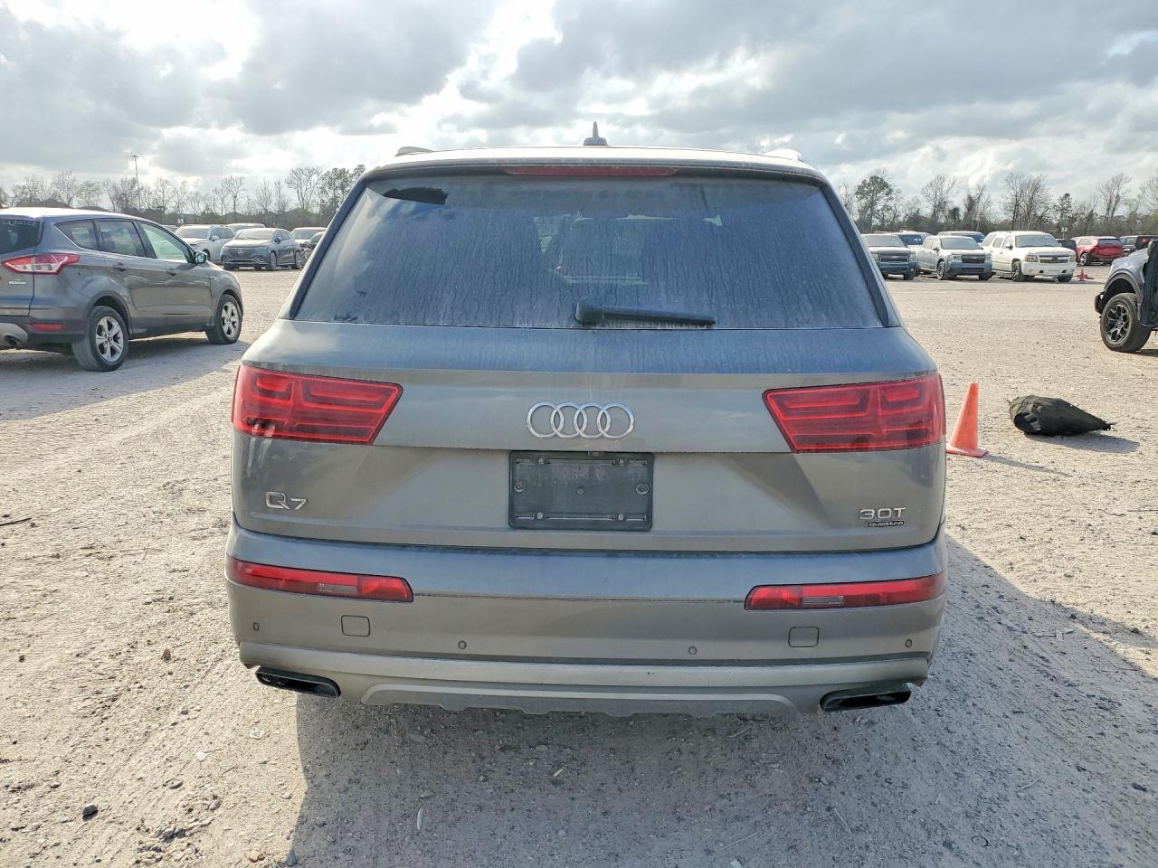 2018 AUDI Q7