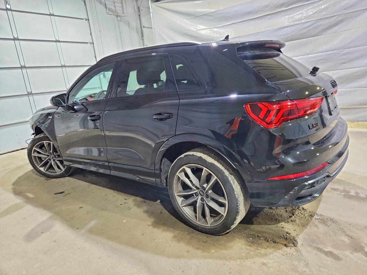 2022 AUDI SUV Q3