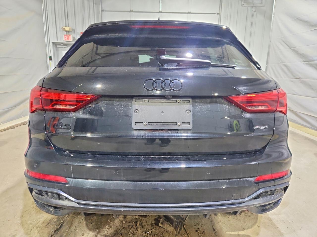 2022 AUDI SUV Q3