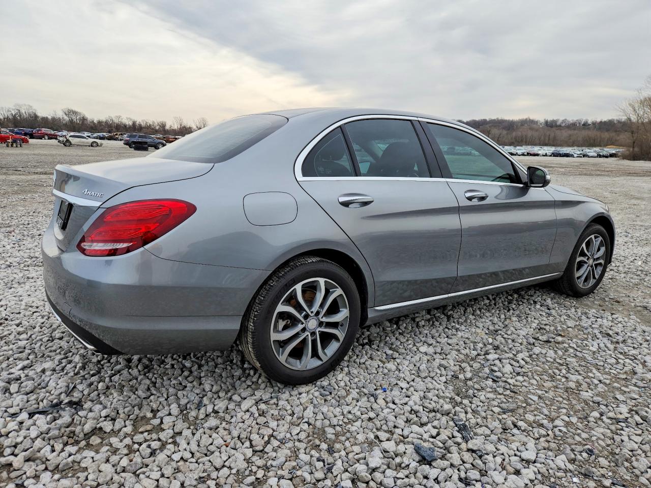 2015 MERCEDES-BENZ C