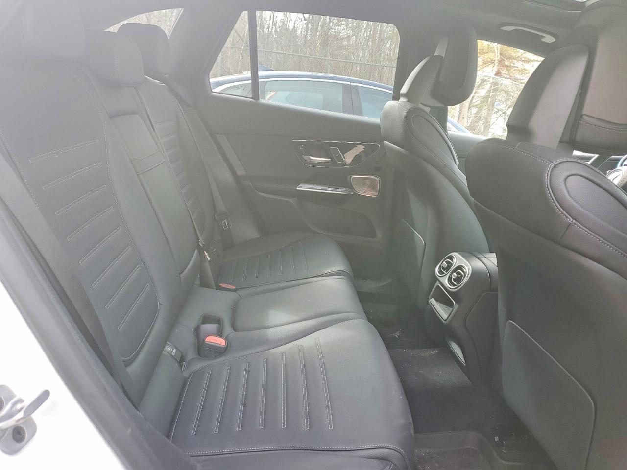 2024 MERCEDES-BENZ GLC300 4DR AWD — ?
