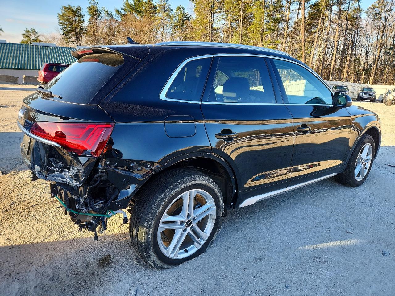 2024 AUDI Q5 E