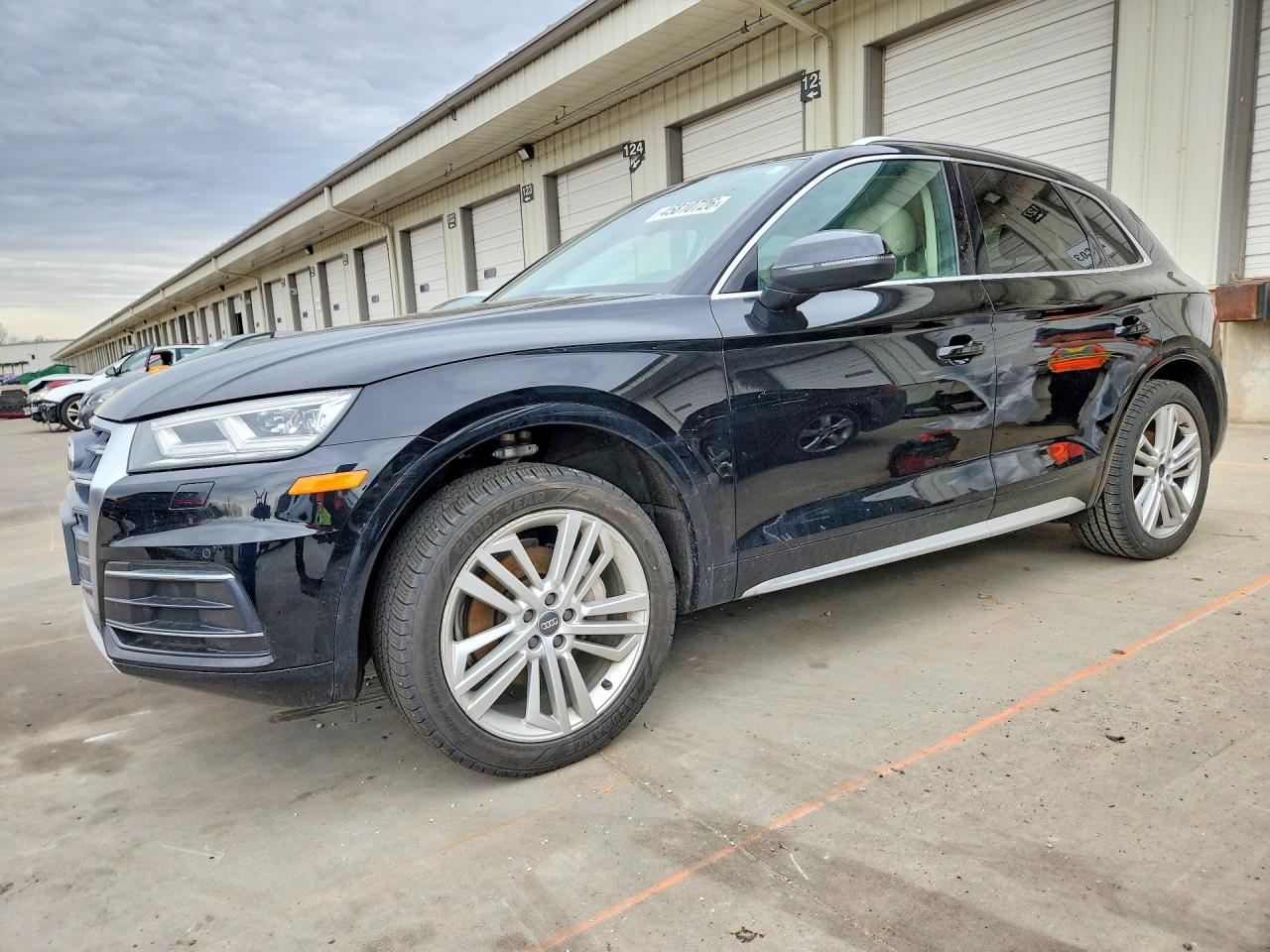 2018 AUDI Q5