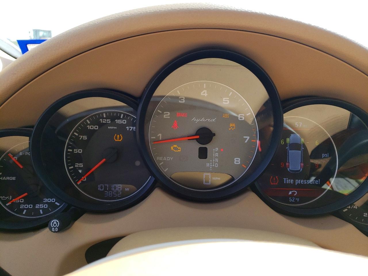 2014 PORSCHE CAYENNE