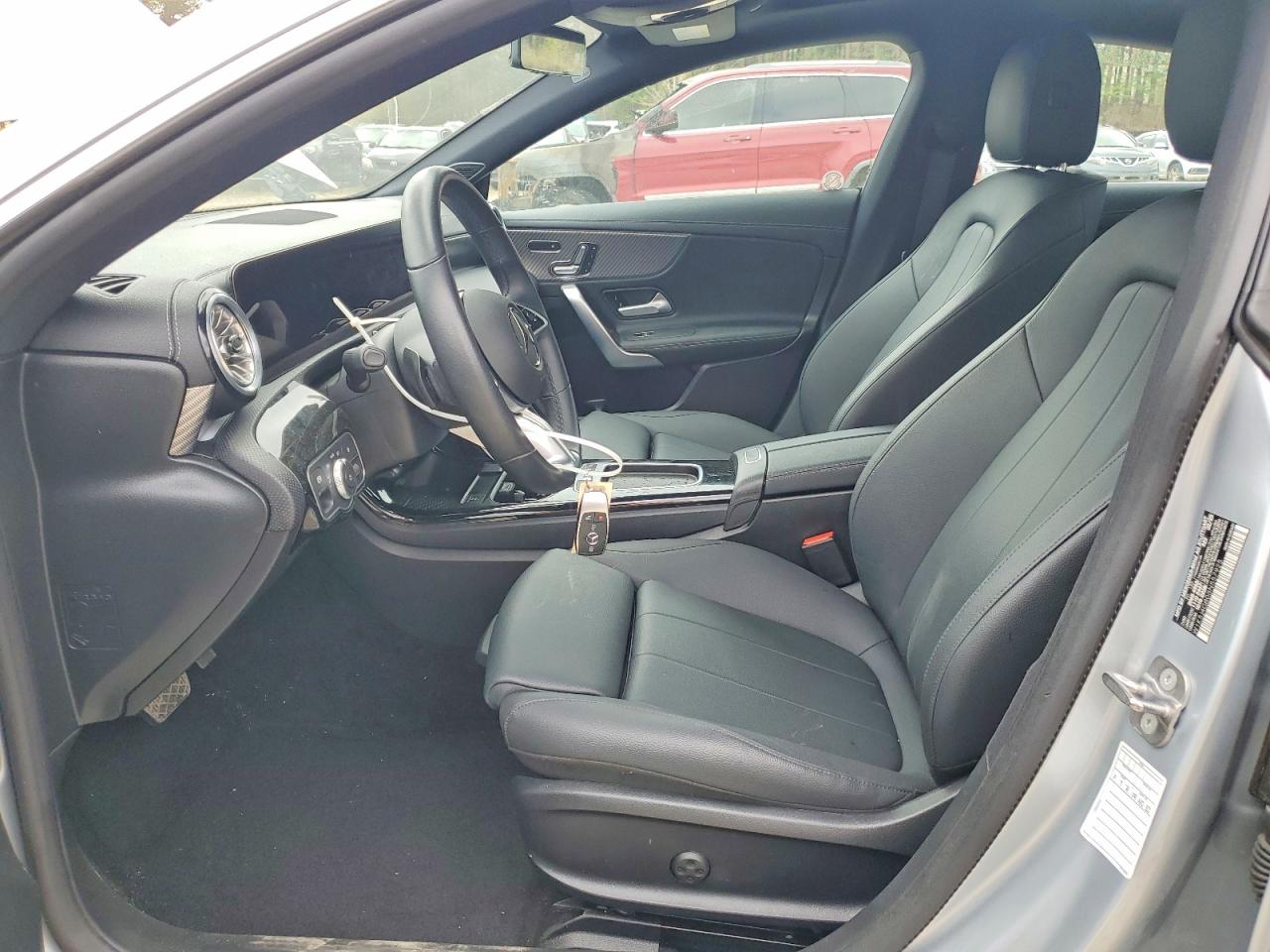 2025 MERCEDES-BENZ CLA