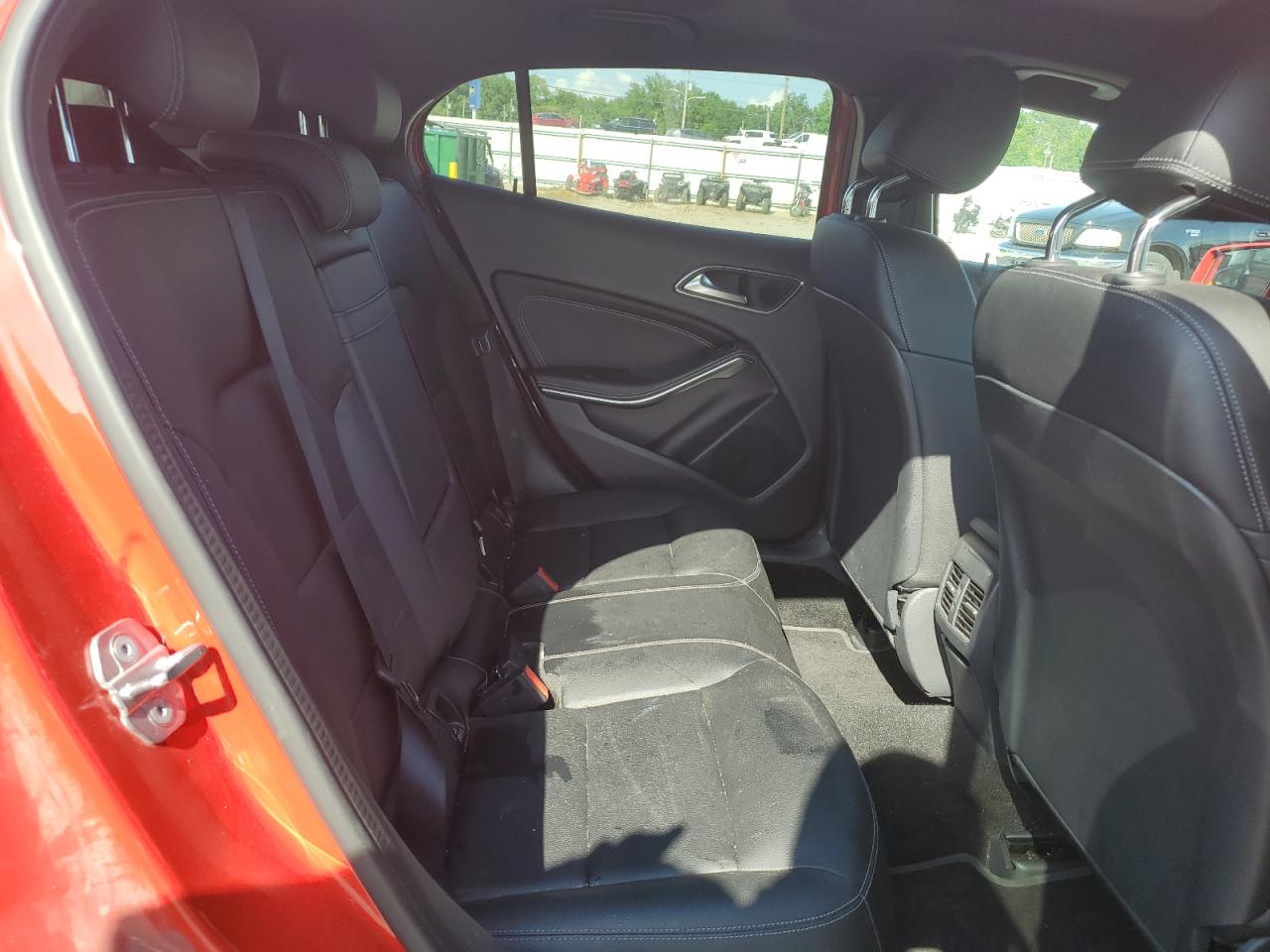 2020 MERCEDES-BENZ GLA