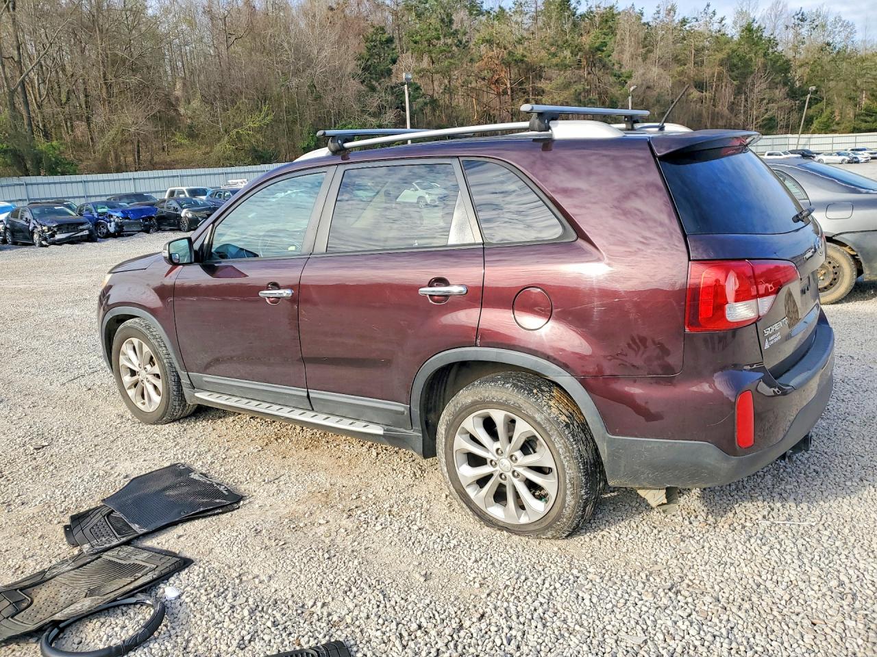 2015 KIA SORENTO — ?