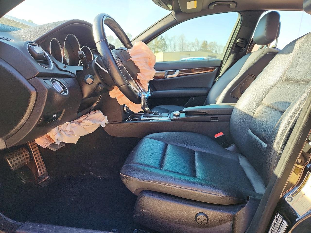 2012 MERCEDES-BENZ C