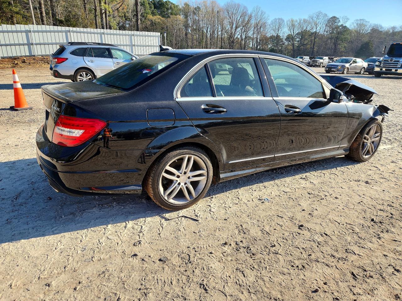 2012 MERCEDES-BENZ C