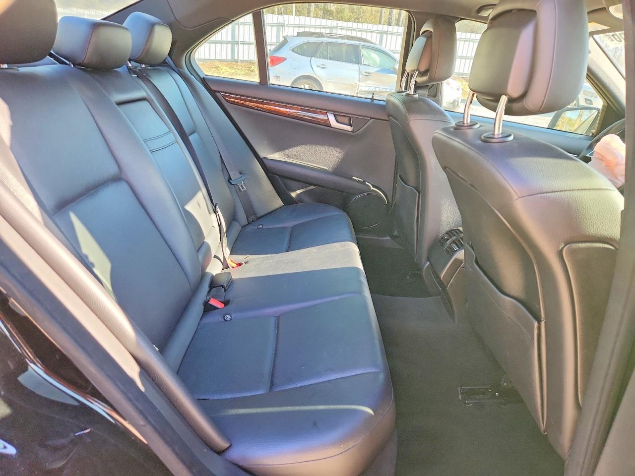 2012 MERCEDES-BENZ C