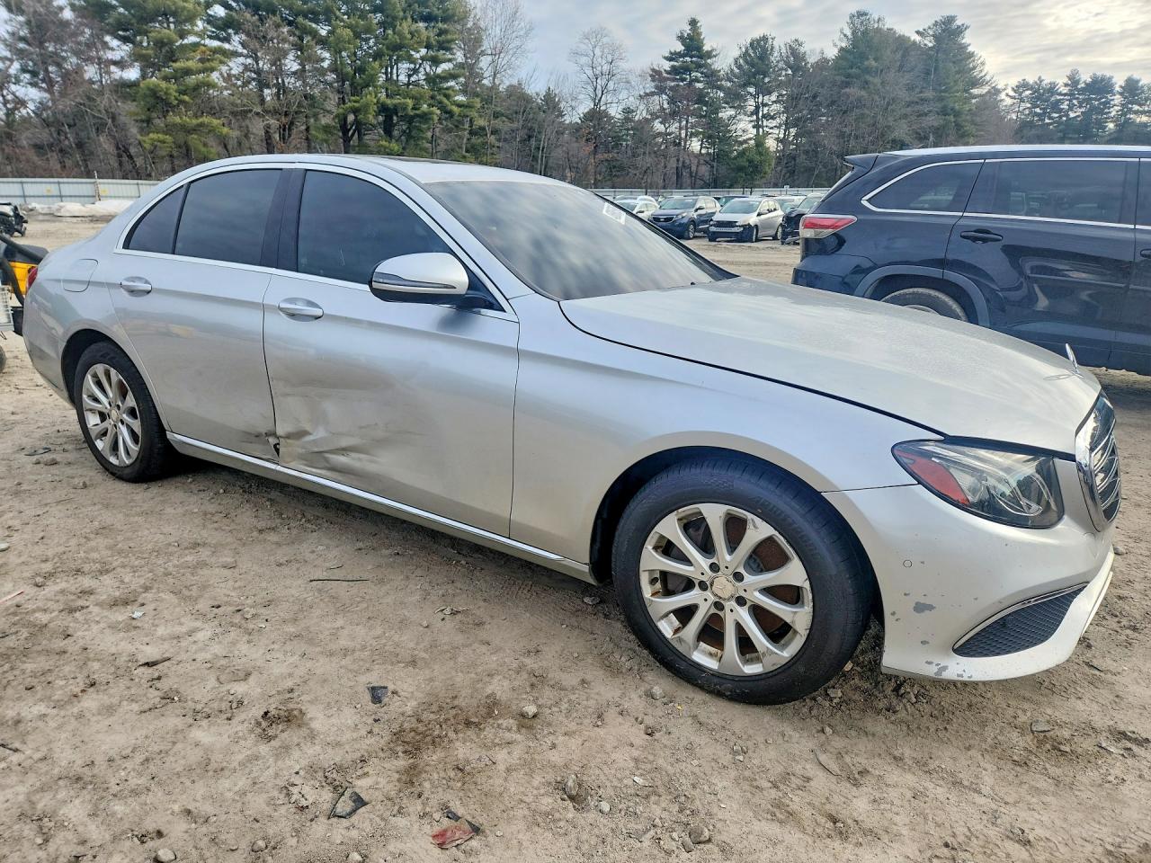 2017 MERCEDES-BENZ E