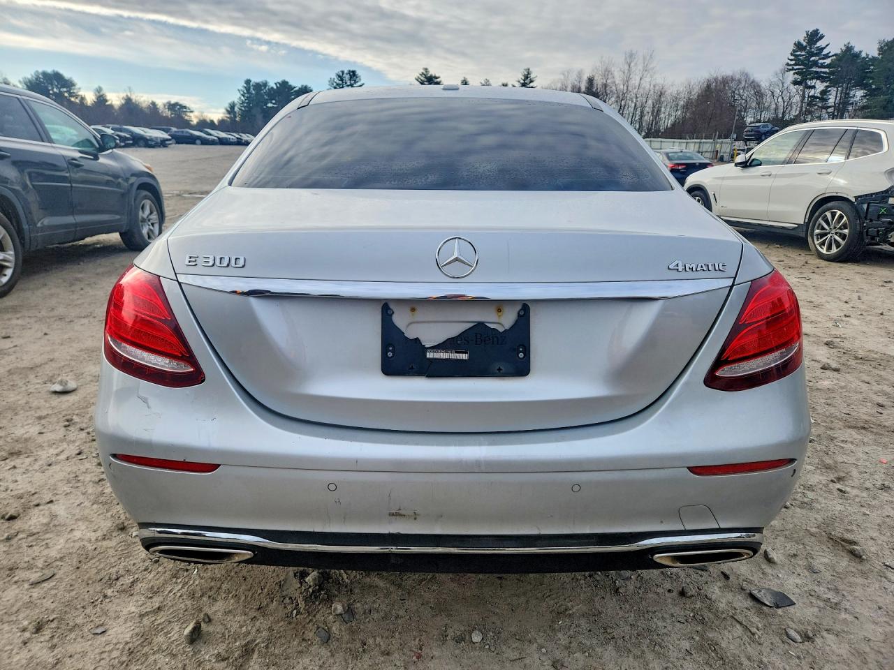 2017 MERCEDES-BENZ E