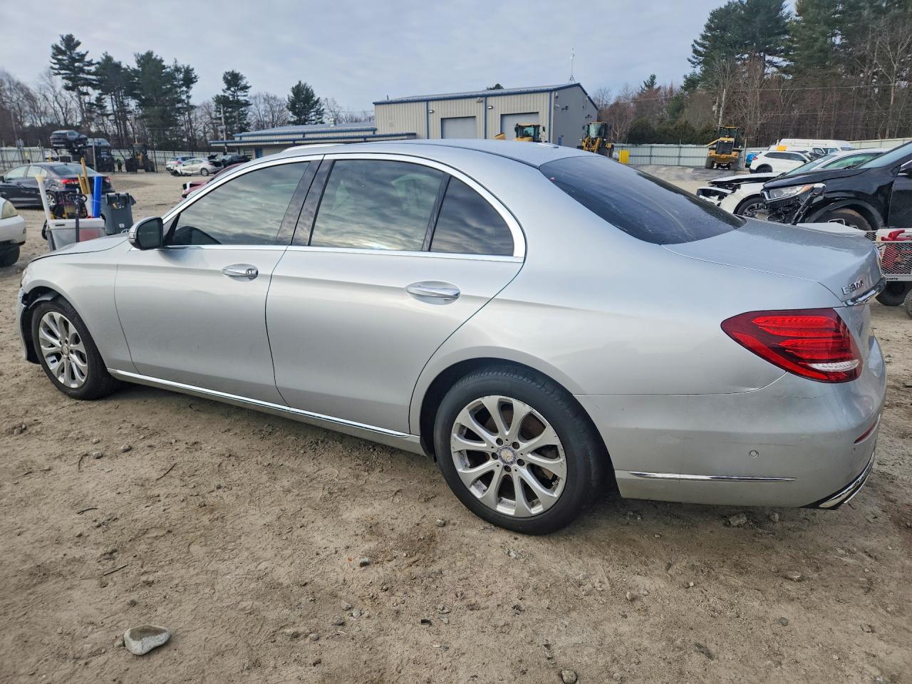 2017 MERCEDES-BENZ E