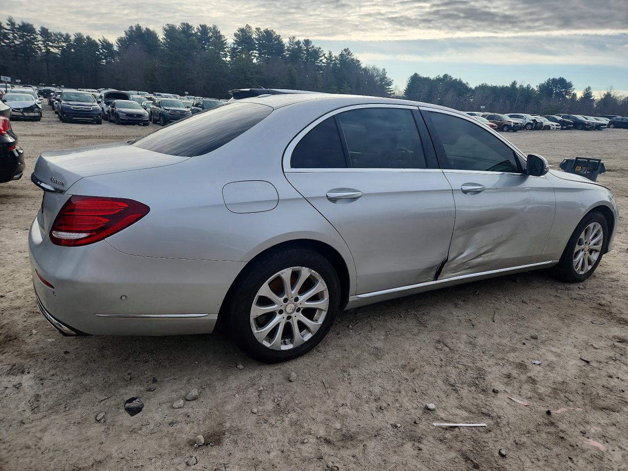 2017 MERCEDES-BENZ E