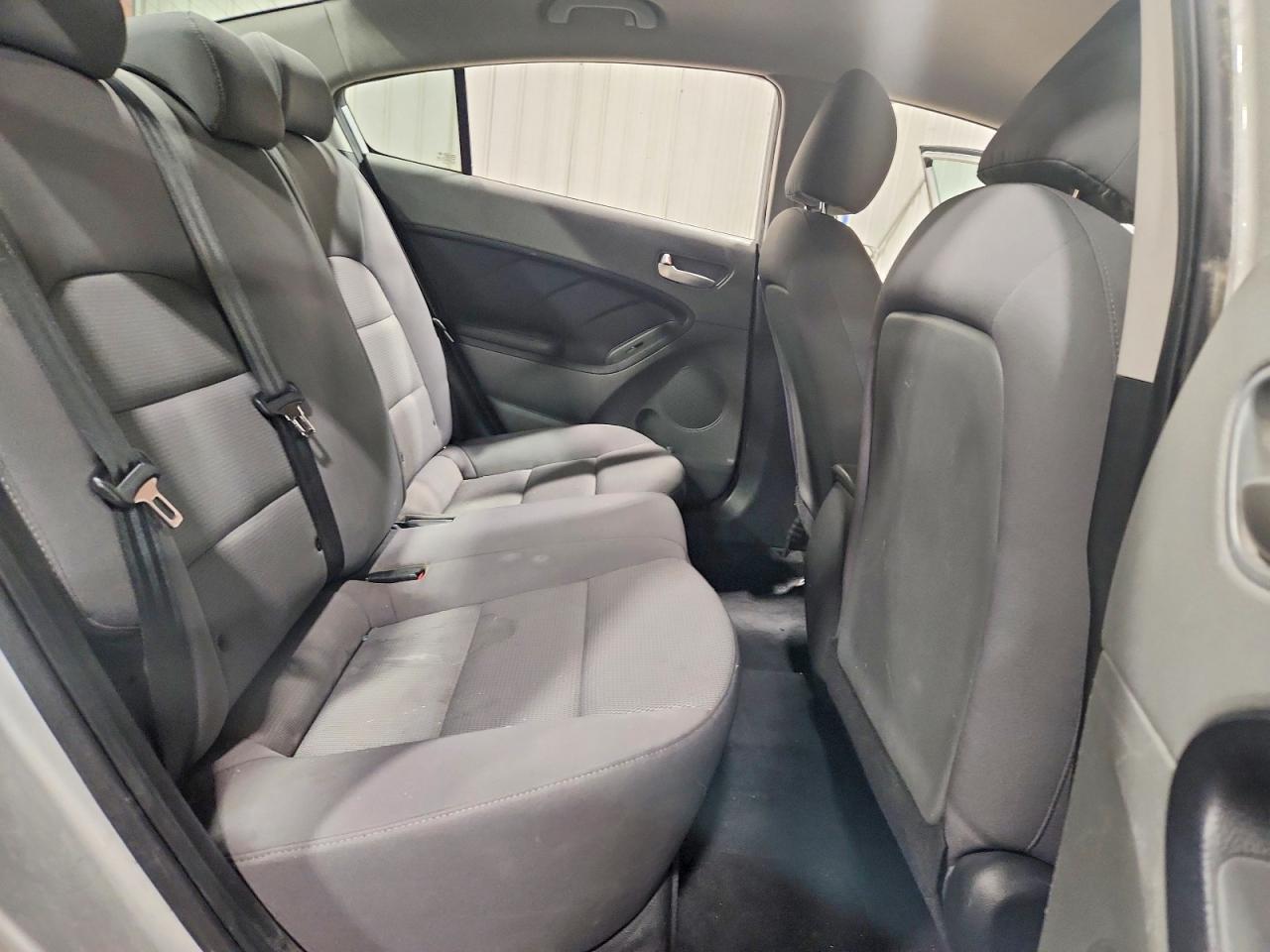 2017 KIA FORTE