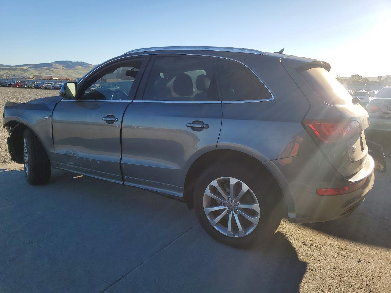 2013 AUDI Q5 — ?