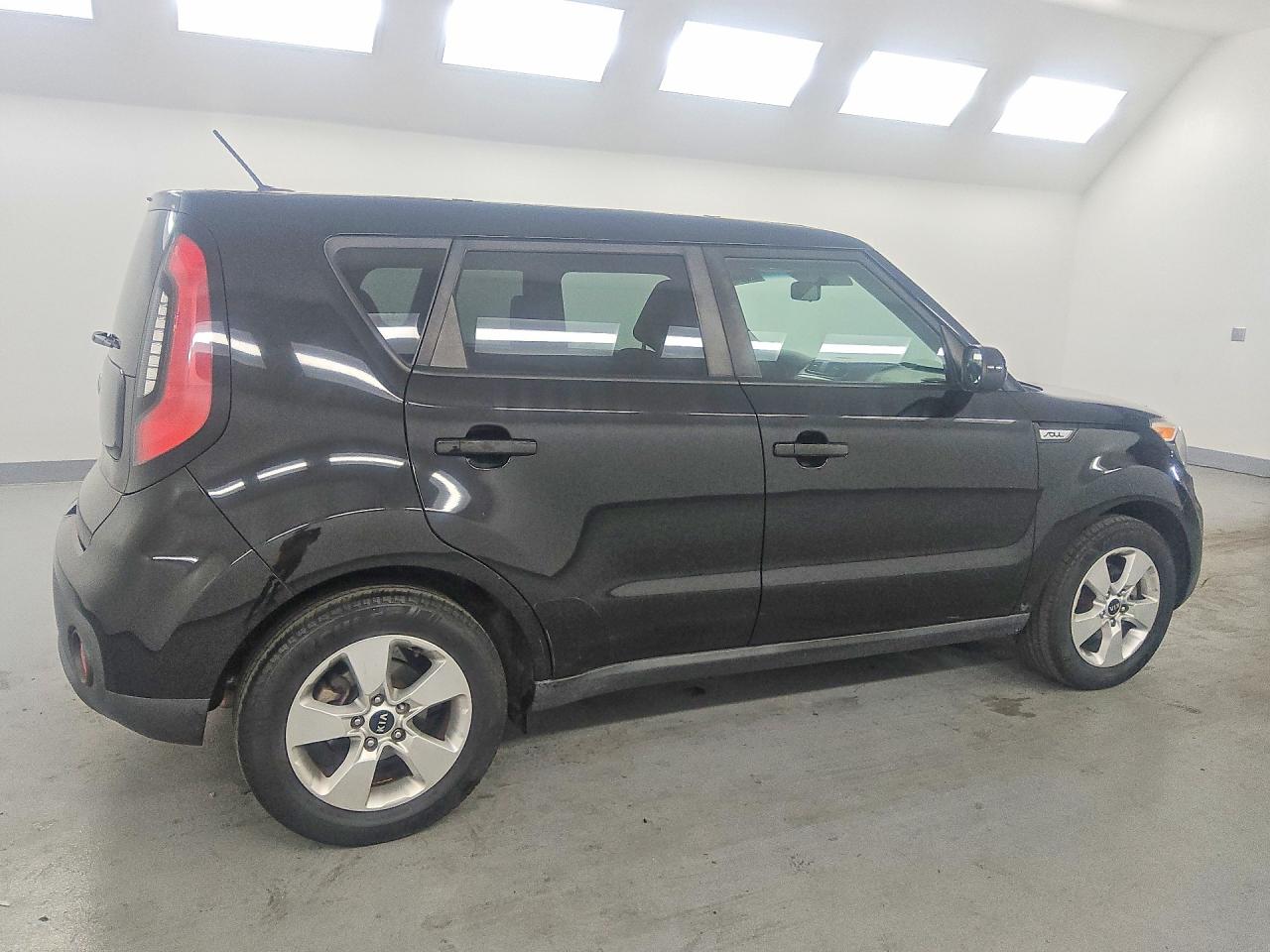 2017 KIA SOUL
