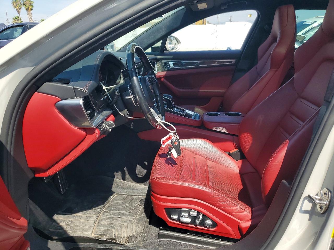 2019 PORSCHE PANAMERA — ?