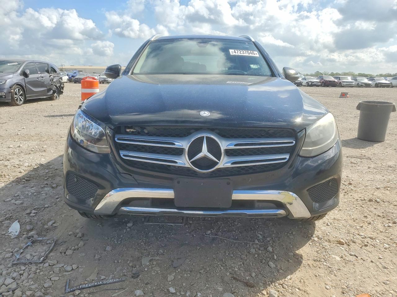 2016 MERCEDES-BENZ GLC