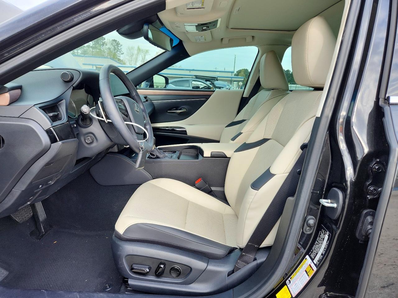 2025 LEXUS ES 300H