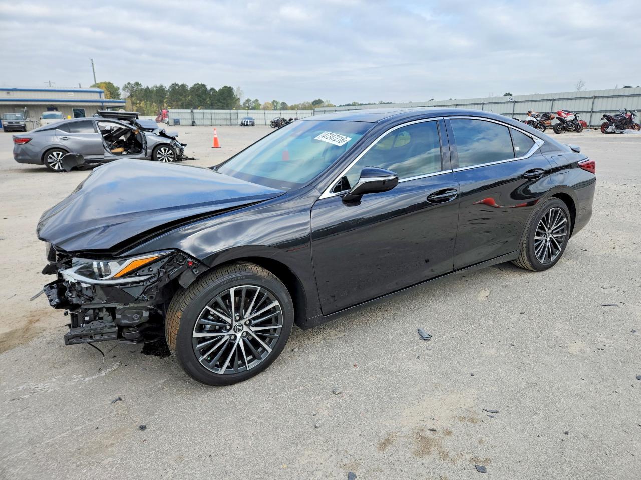 2025 LEXUS ES 300H