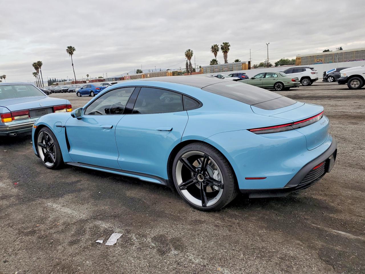 2024 PORSCHE TAYCAN