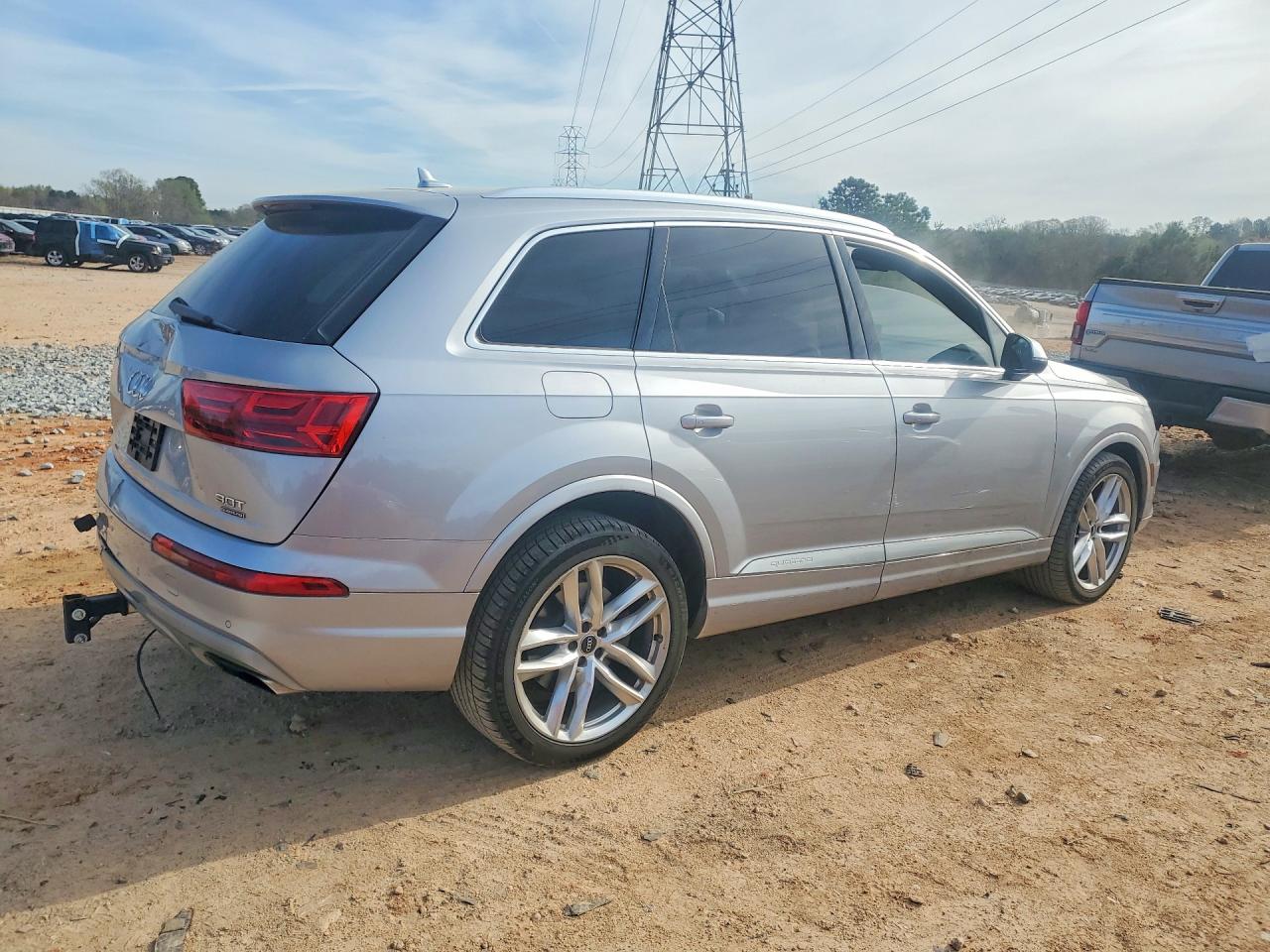 2018 AUDI Q7