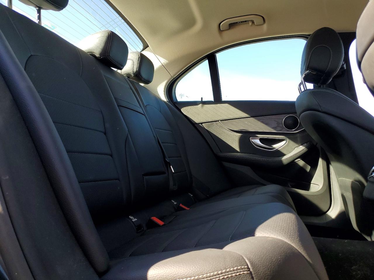 2015 MERCEDES-BENZ C