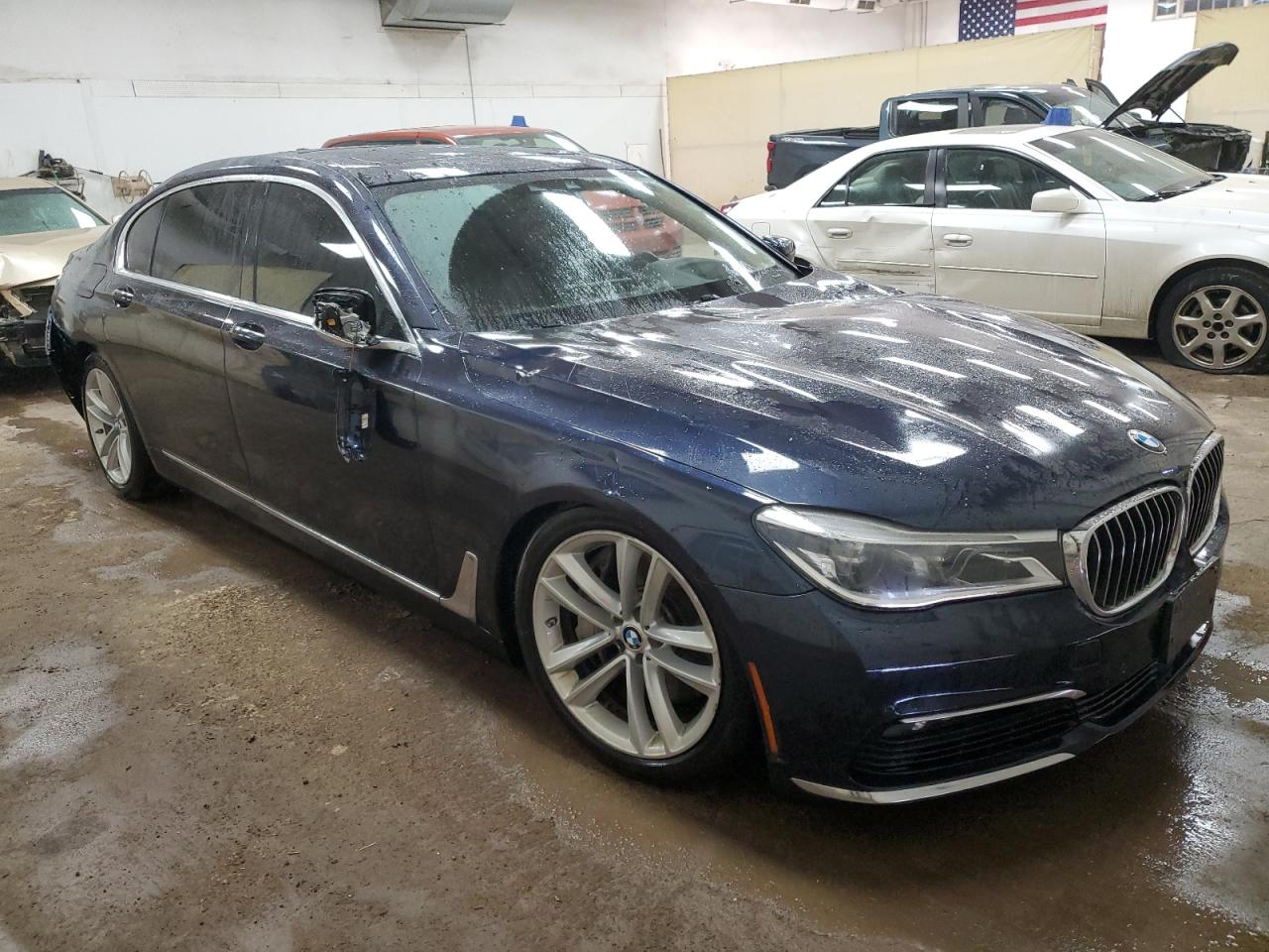 2018 BMW 750