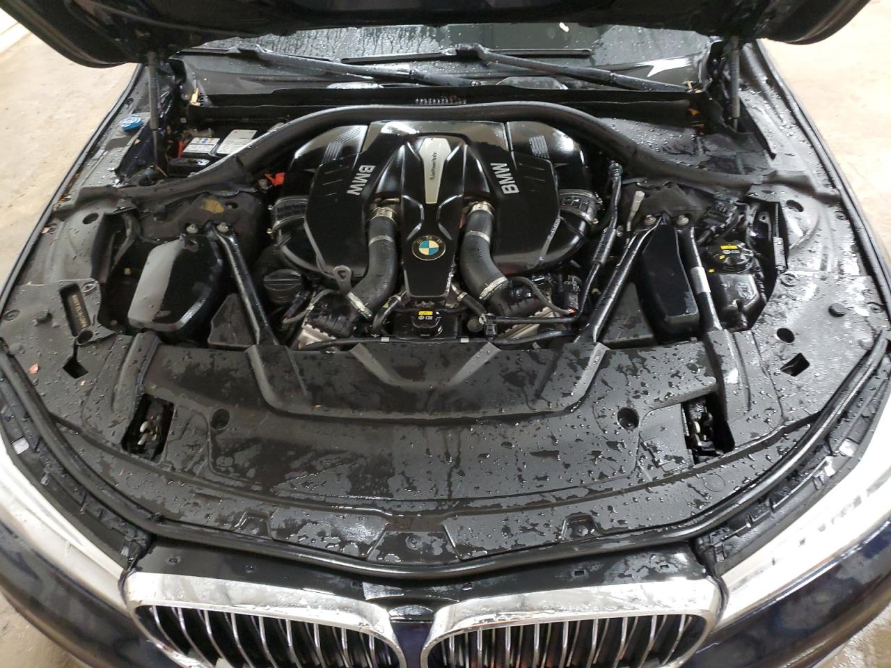 2018 BMW 750