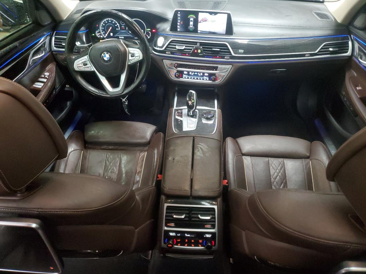 2018 BMW 750