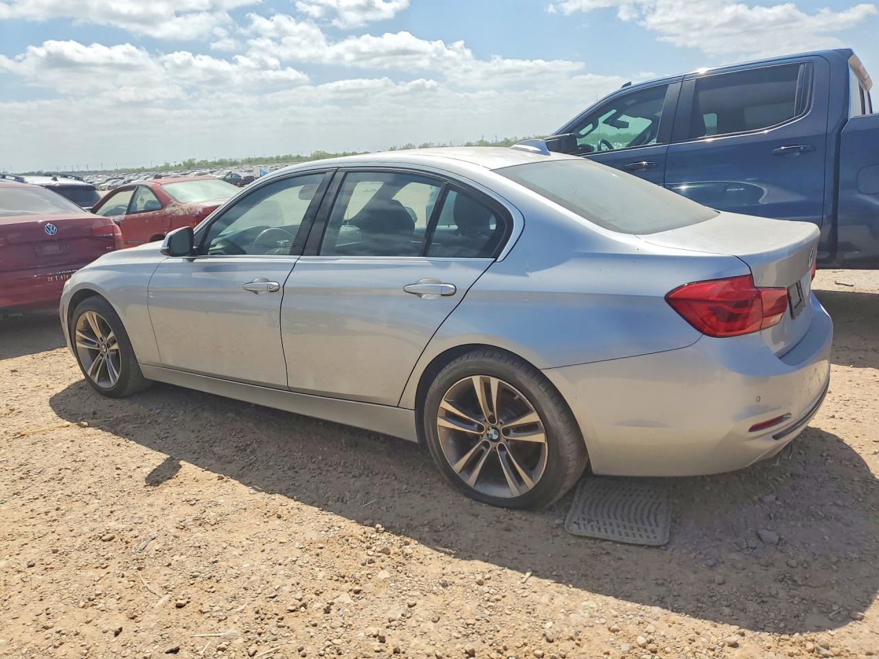 2017 BMW 330