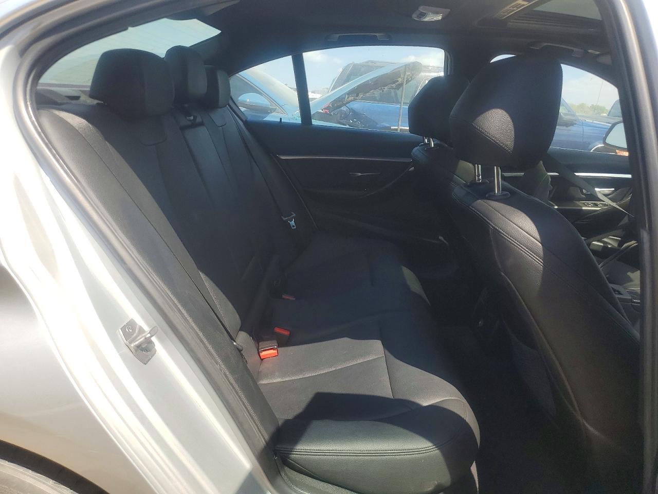 2017 BMW 330