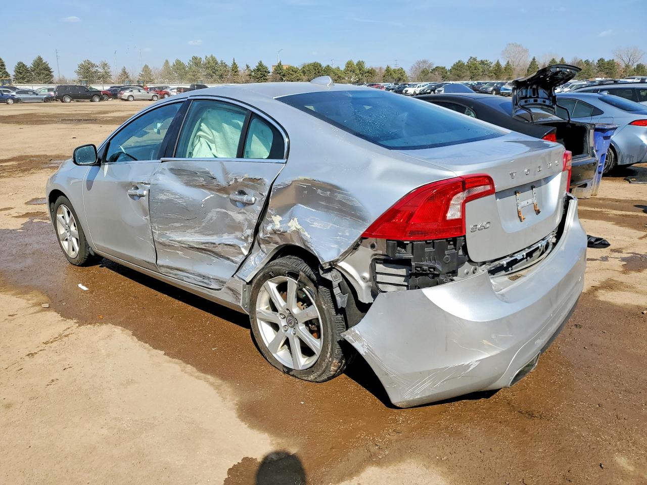 2016 VOLVO S60