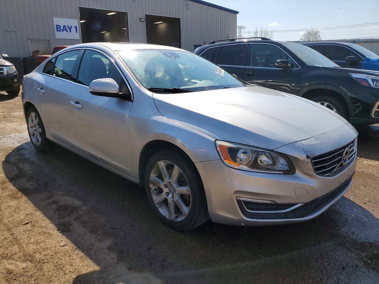 2016 VOLVO S60