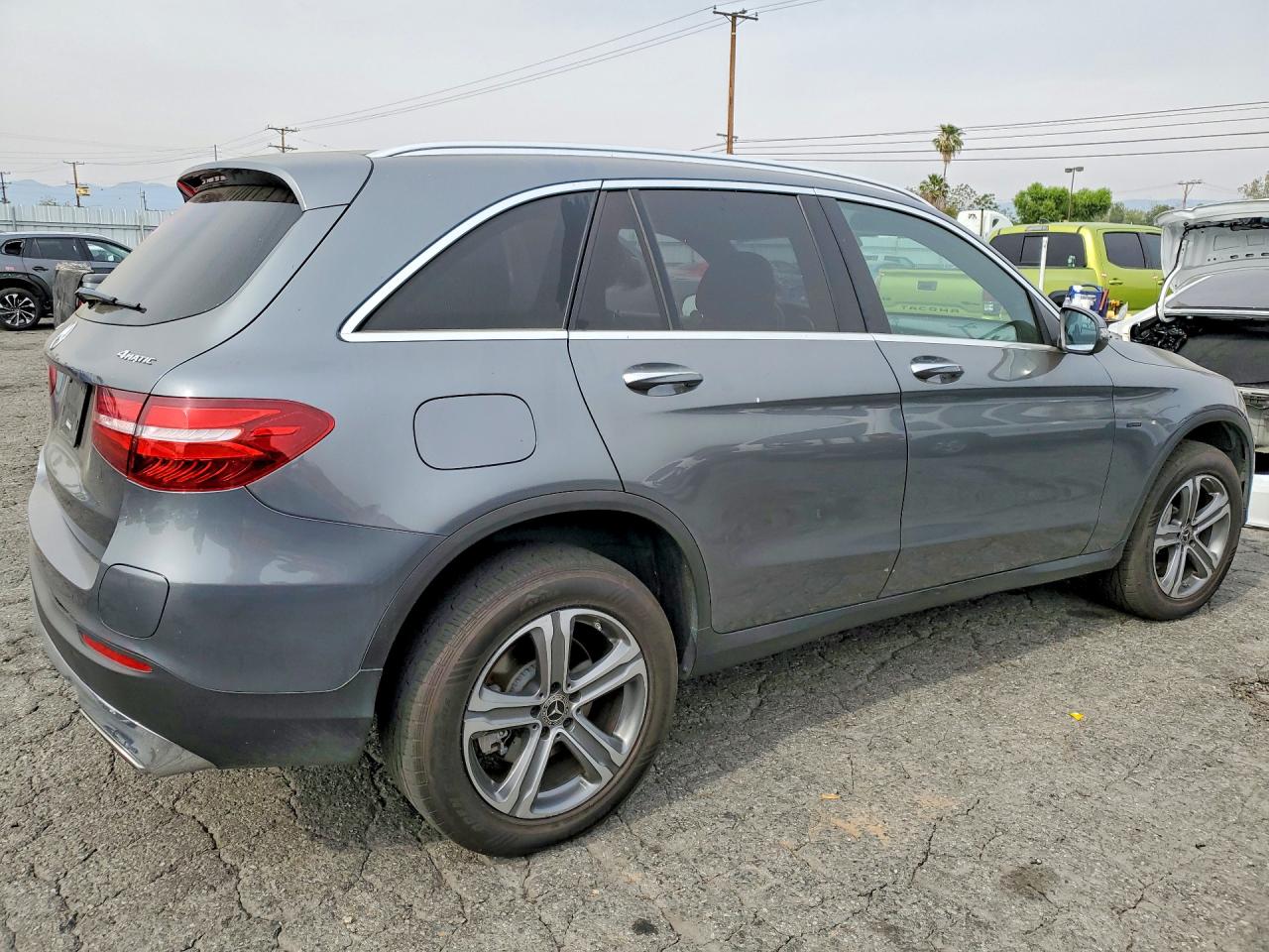 2019 MERCEDES-BENZ GLC