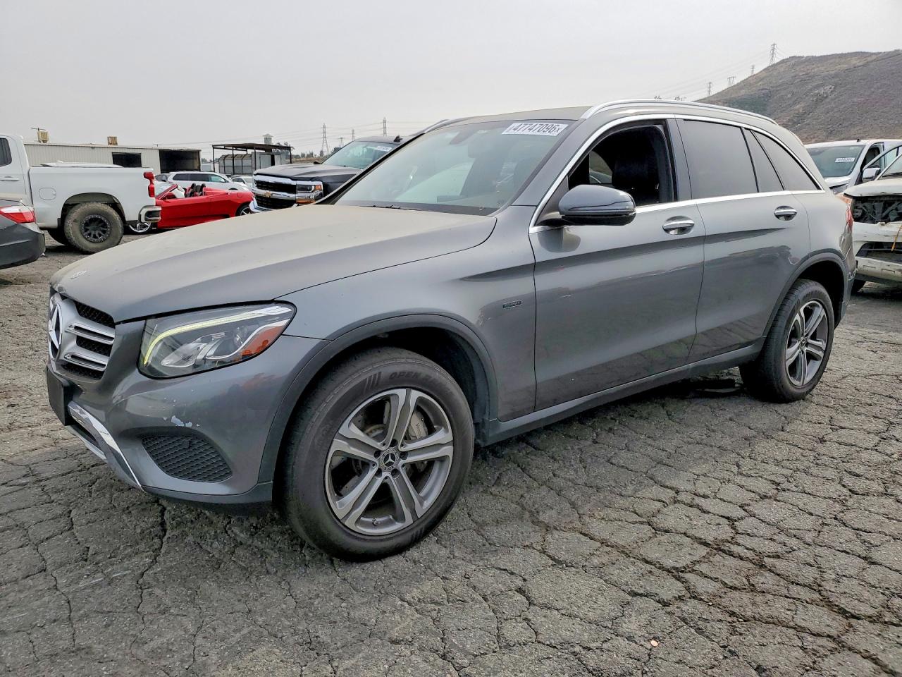 2019 MERCEDES-BENZ GLC