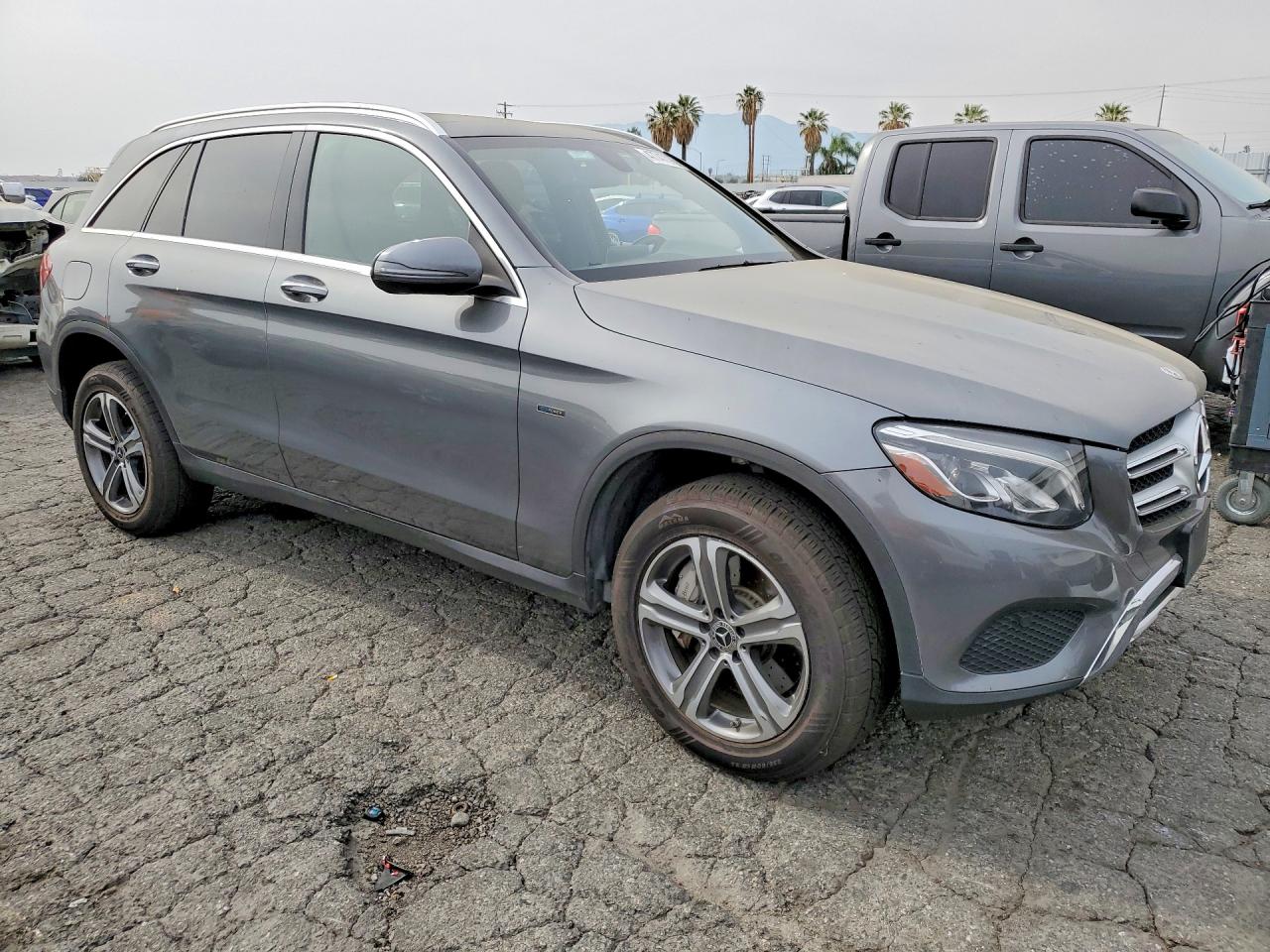 2019 MERCEDES-BENZ GLC