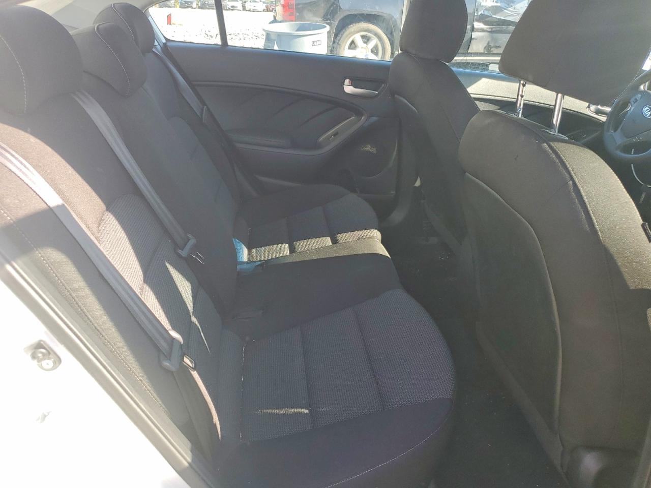 2017 KIA FORTE