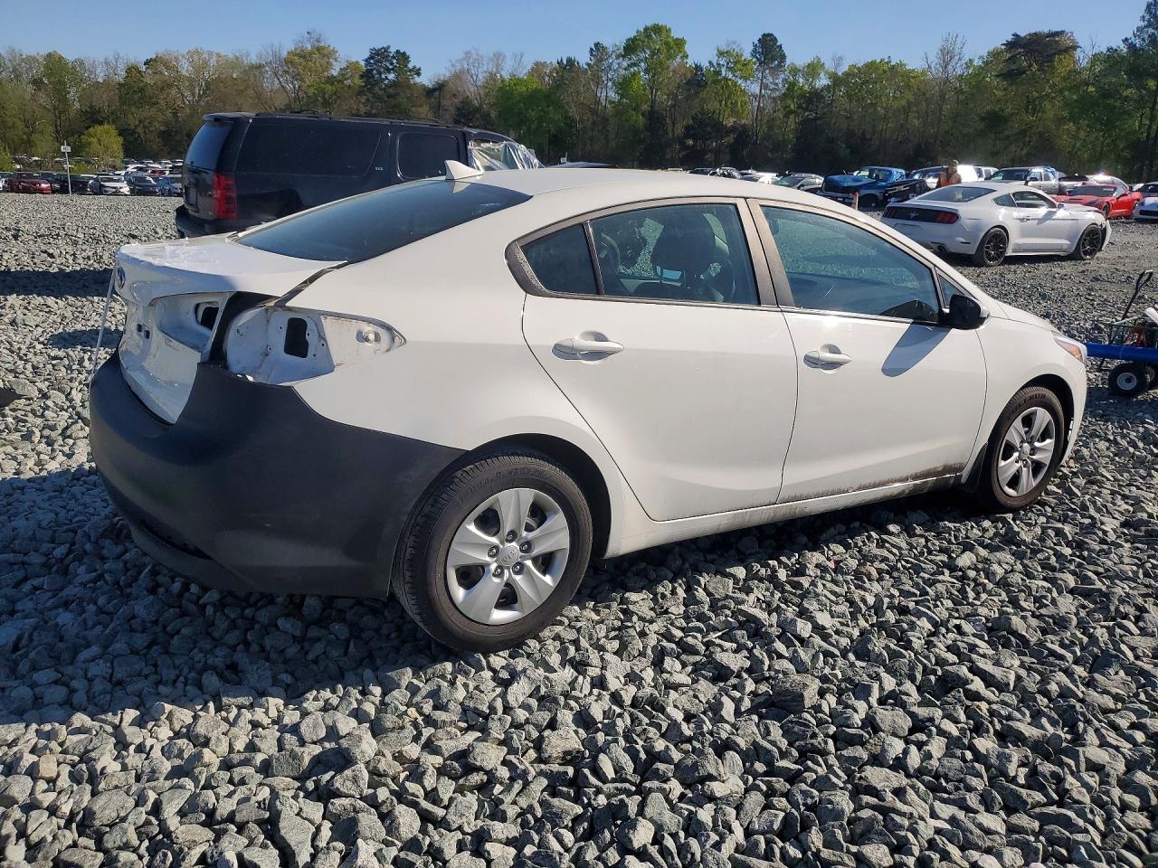 2017 KIA FORTE
