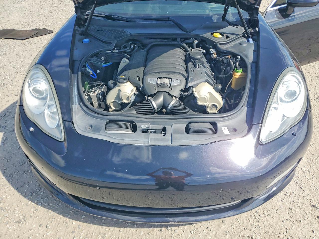 2013 PORSCHE PANAMERA