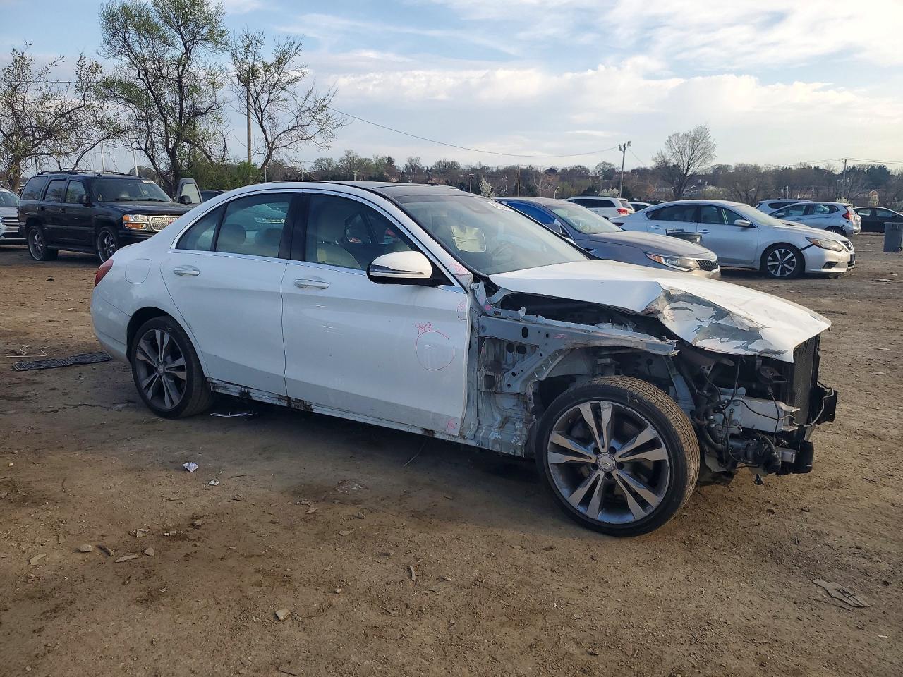 2017 MERCEDES-BENZ C