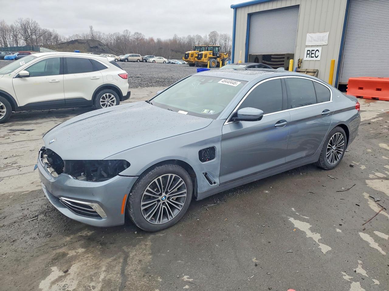2019 BMW 530XE — ?