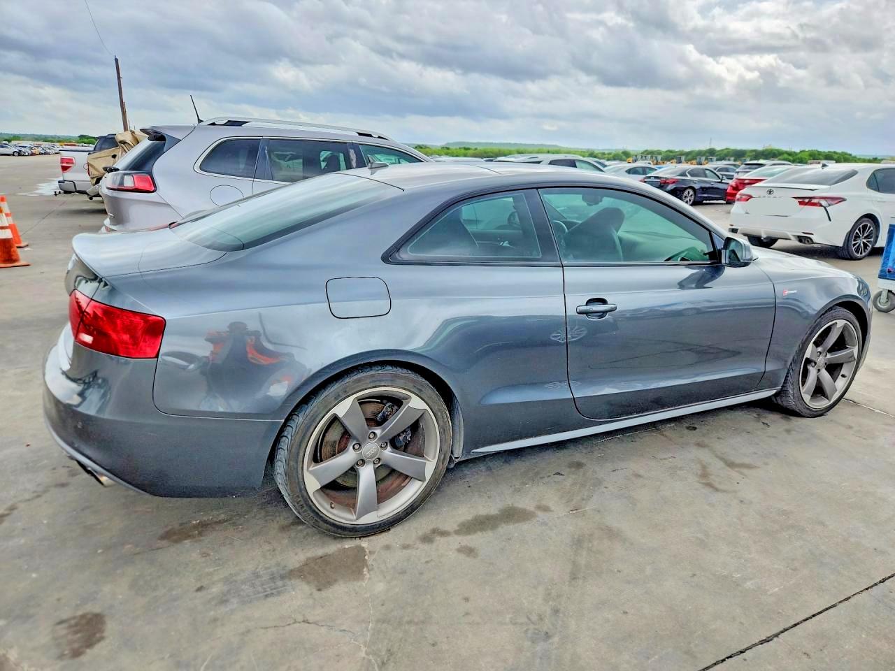 2015 AUDI S5