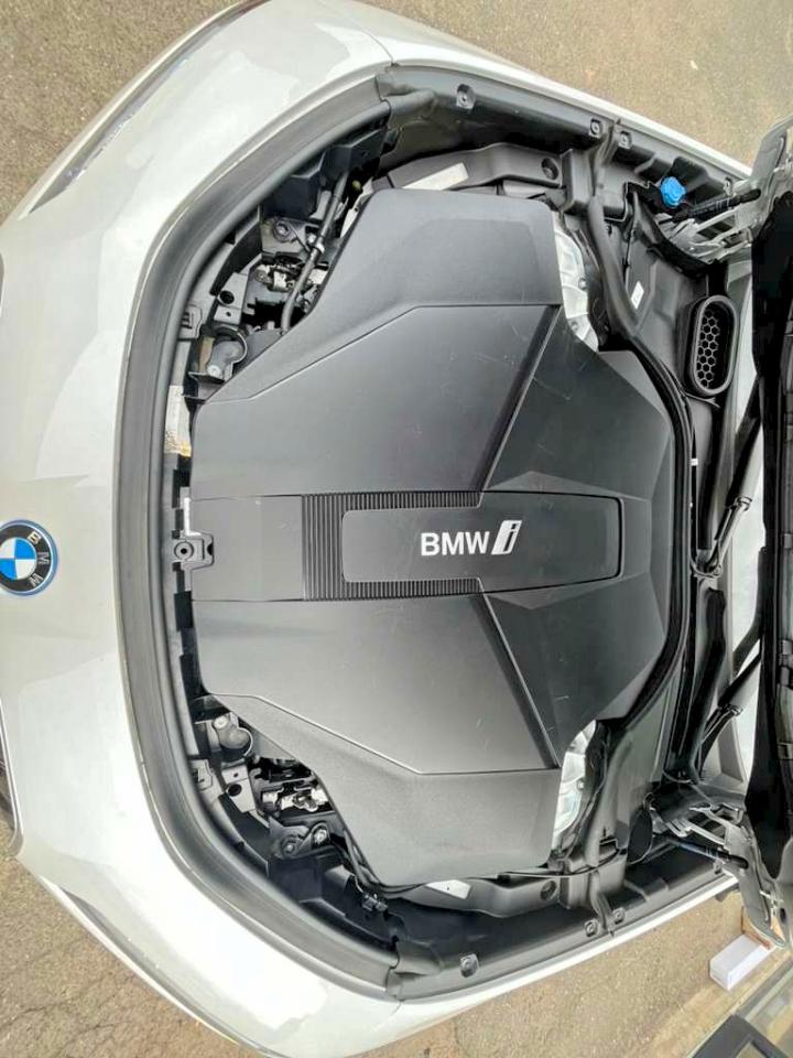 2023 BMW I7
