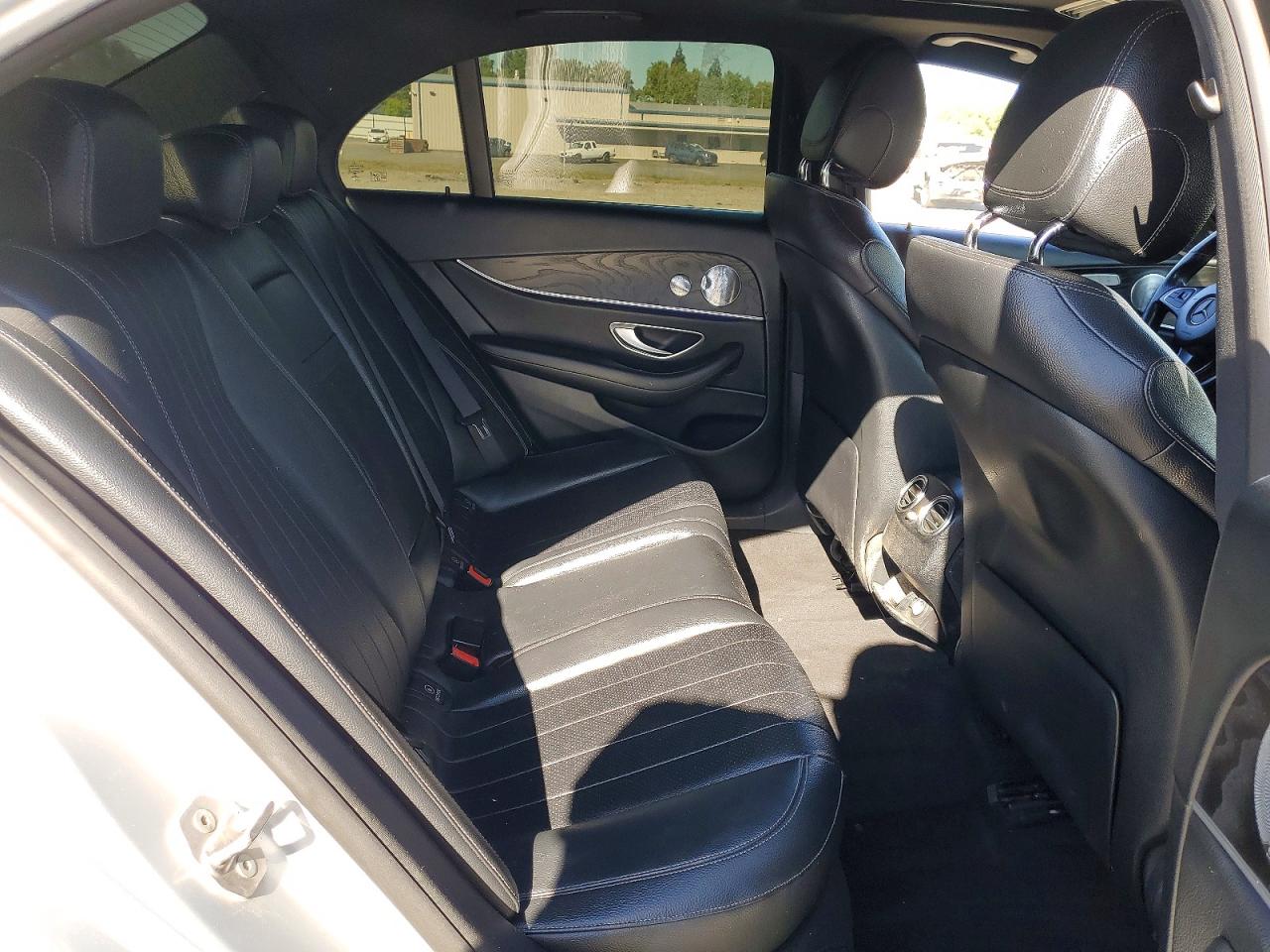2017 MERCEDES-BENZ E