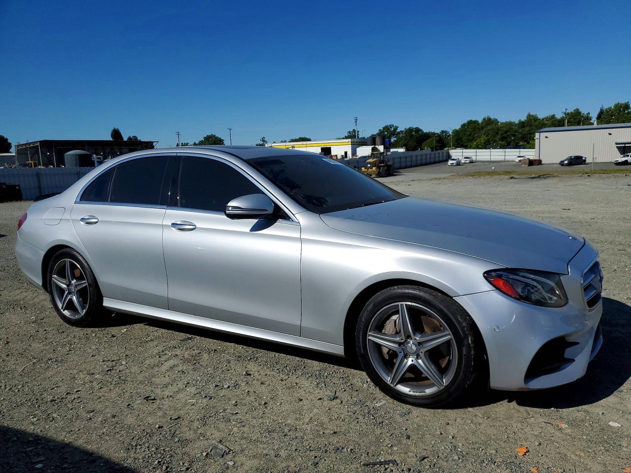 2017 MERCEDES-BENZ E