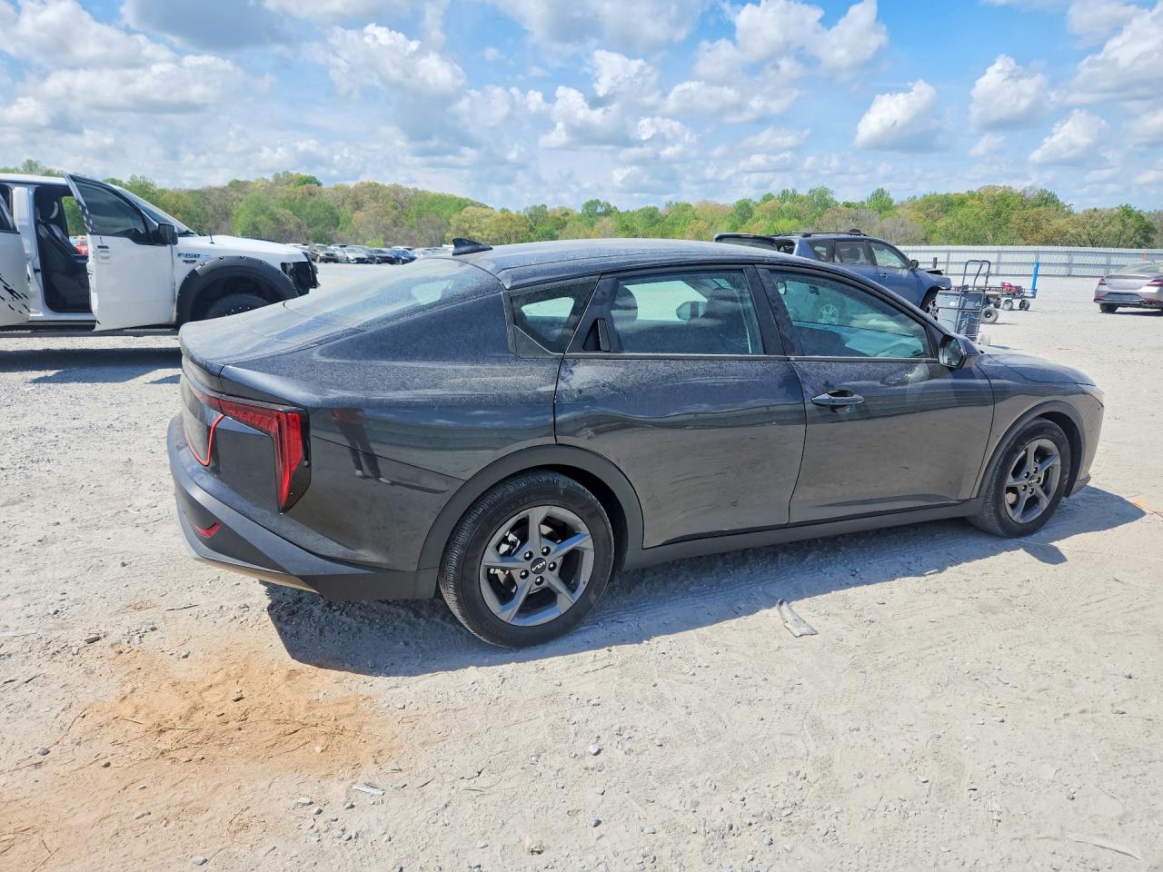 2025 KIA K4