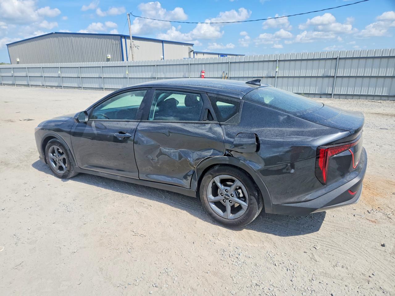 2025 KIA K4