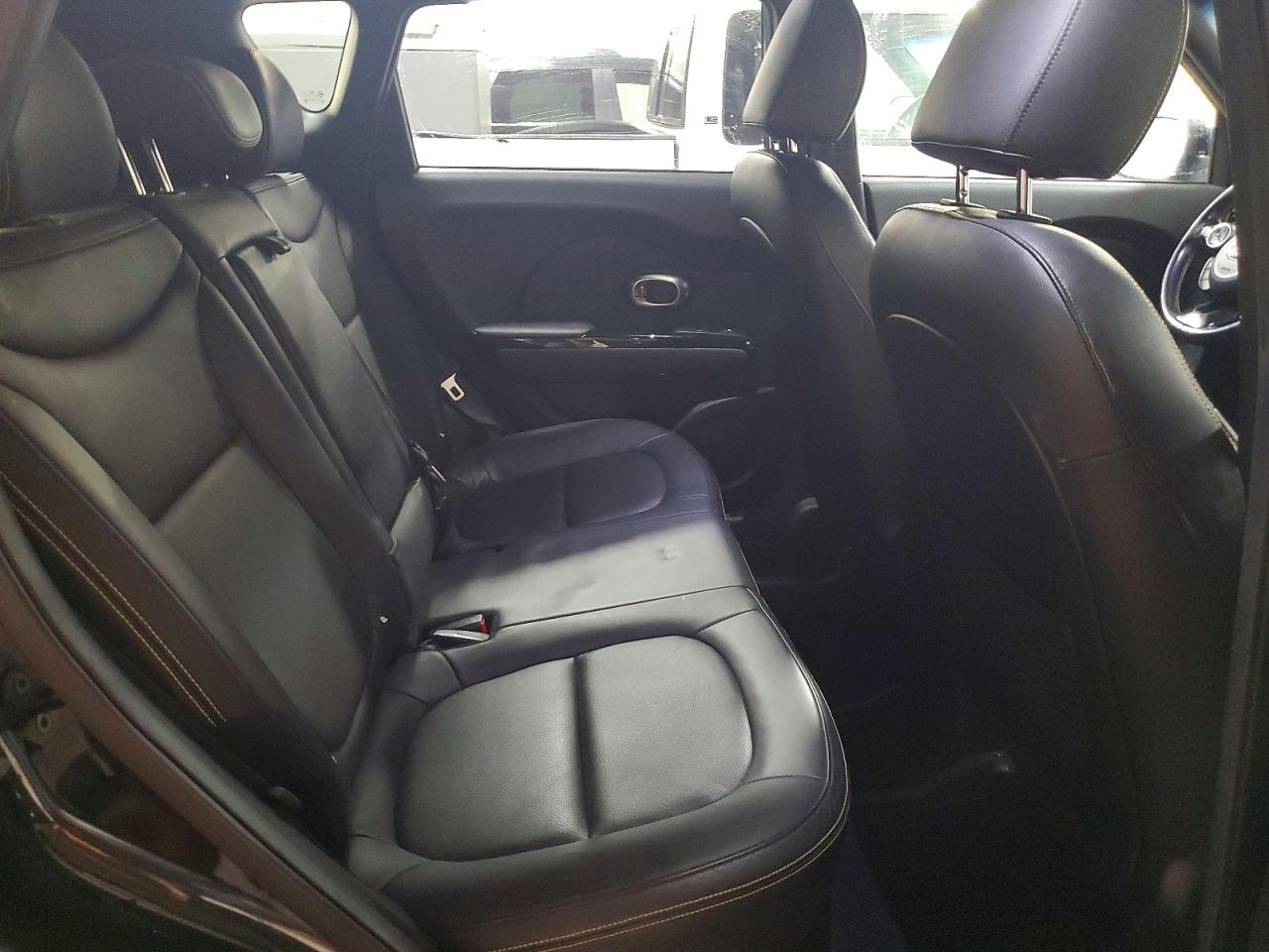 2015 KIA SOUL — ?